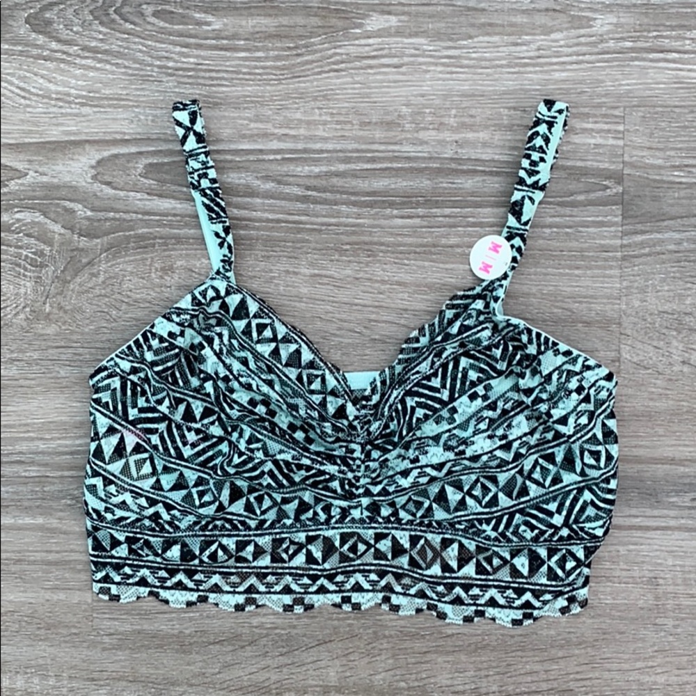 ❤️ Victoria’s Secret mint green black lace bralette